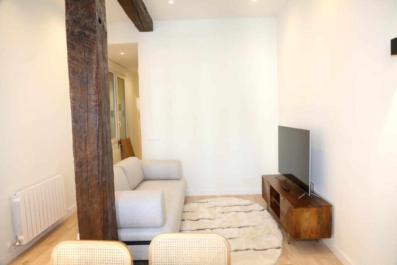 Piso Boutique Frente Al Casco Viejo De Bilbaoアパートメント エクステリア 写真