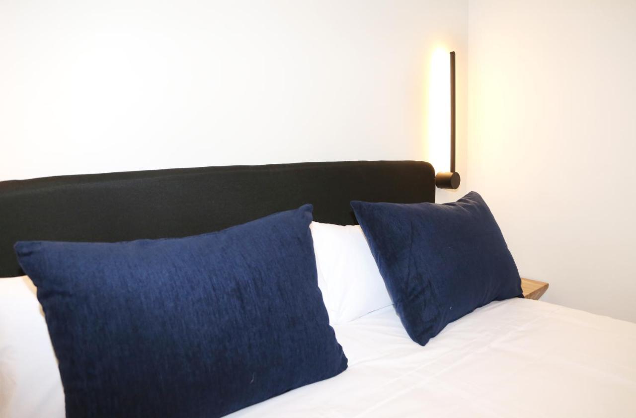 Piso Boutique Frente Al Casco Viejo De Bilbaoアパートメント エクステリア 写真