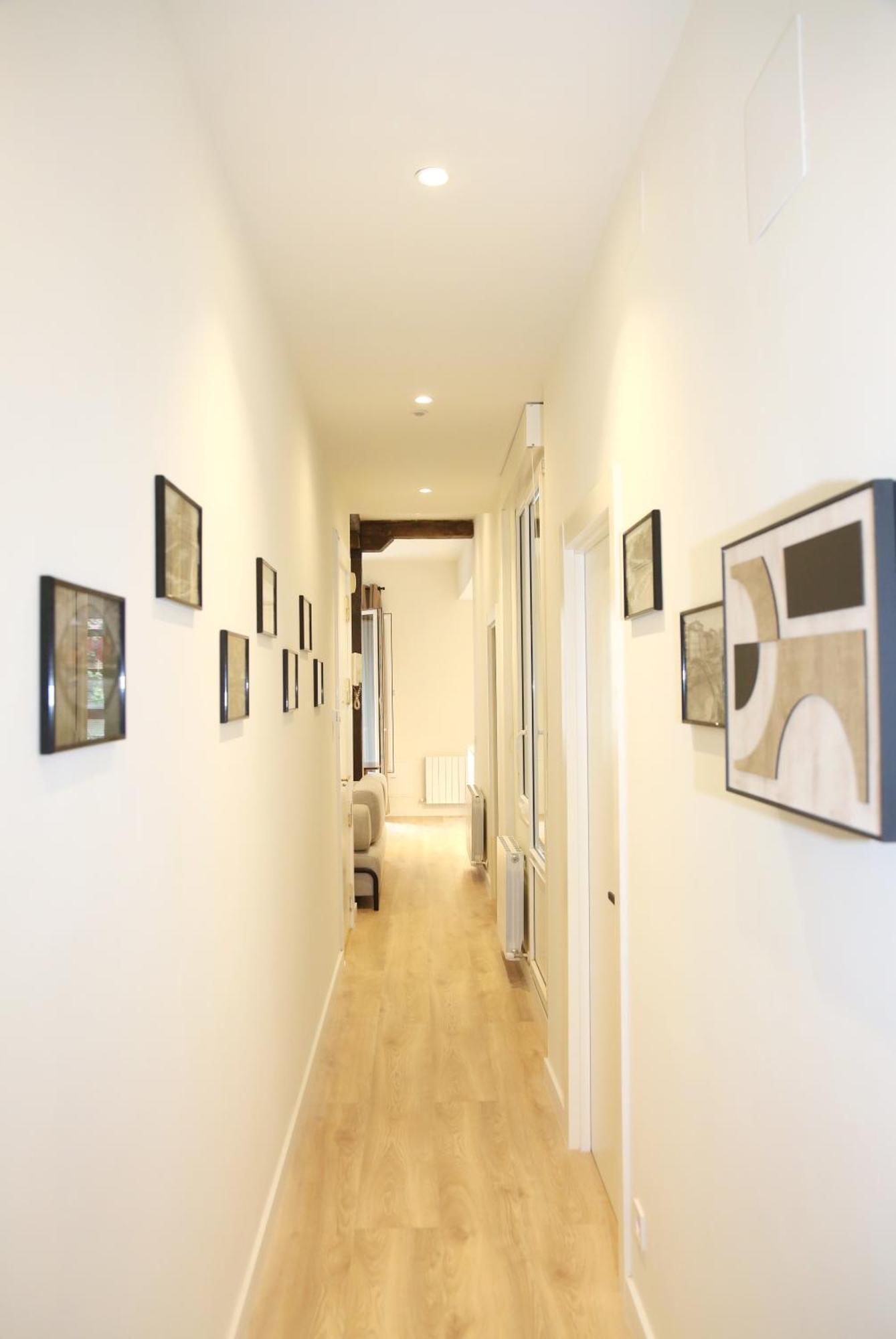 Piso Boutique Frente Al Casco Viejo De Bilbaoアパートメント エクステリア 写真
